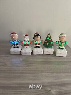 Hallmark Charlie Brown & Peanuts Gang Wireless Christmas Light Show 2015 Tested