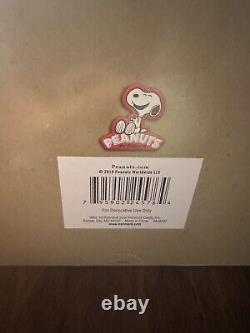 Hallmark Peanuts 2012 Charlie Brown & Snoopy Sleeping Figure Extremely Rare New