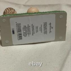 Hallmark Peanuts Snoopy Charlie Brown perpetual desk calendar