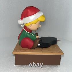 Hallmark Wireless Peanuts Holiday Band Schroeder, Snoopy, Charlie Brown, Lucy