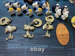 Japan Snoopy Town Collection Peanuts Charlie Brown Pin Charm Figure Square Enix