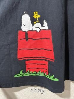 Knott's Berry Farm Unisex Size XL Black & Red Peanuts Snoopy Charlie Brown NWT