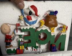 Kurt S. Adler Peanuts Resin Noel Tablepiece Snoopy Charlie Brown 8.25 x 5.75