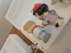 LENOX PEANUTS CHRISTMAS CAROLING Sally Snoopy Charlie Brown Lucy Linus withBox