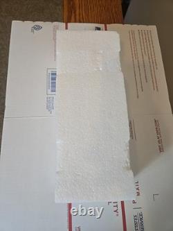 LENOX PEANUTS CHRISTMAS CAROLING Sally Snoopy Charlie Brown Lucy Linus withBox