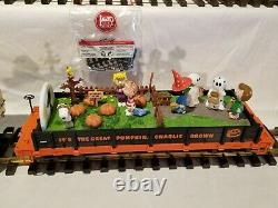 LGB G Scale 44610 Peanuts It's The Great Pumpkin Charlie Brown Halloween Snoopy