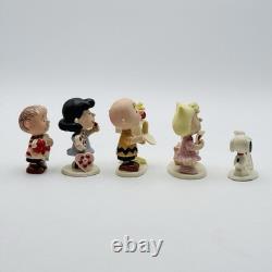 Lenox A Peanuts Valentine's Day Set Of 5 Figurines Charlie Brown Lucy Snoopy NEW