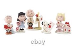 Lenox PEANUTS VALENTINES DAY FIGURINE SET 5pc Set. NIB Snoopy Charlie Brown