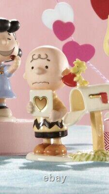 Lenox PEANUTS VALENTINES DAY FIGURINE SET 5pc Set. NIB Snoopy Charlie Brown