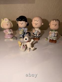 Lenox Peanuts It's The Easter Beagle Charlie Brown Set Of 5
