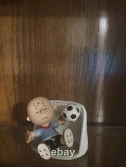 Lenox Peanuts Soccer Game Figurines 5 PC. Charlie Brown Snoopy & Pals 857523 New