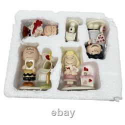 Lenox Peanuts Valentine's Day Figurine Set of 5 Charlie Brown Snoopy Sally Lucy