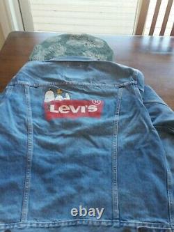 Levi's Trucker Jacket Brand New peanuts Charlie Brown Snoopy Charles Schulz