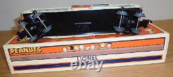 Lionel 6-39351 Peanuts Thanksgiving Boxcar O Gauge Train Charlie Brown Snoopy