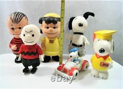 Lot of 6 United Feature Syndicate Peanuts Dolls Charlie Brown Snoopy Lucy Linus