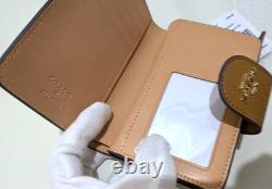 NWT Coach x Peanuts Snoopy Charlie Brown Medium Corner Zip Wallet C4899 White