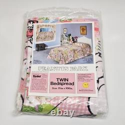 New Vintage Peanuts Park Twin Bedspread Cotton/Poly Snoopy Charlie Brown 60's