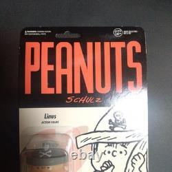 PEANUTS Snoopy Charlie Brown Action Figure Super7 Unopened Toy Collectible