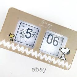 PEANUTS Snoopy Flip Clock Beige Patapata Clock 9.3cm×17.6cm×6.9cm field work NEW