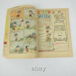 Peanuts #11 Comic Book Dell Comics Charlie Brown & Snoopy Schulz Vintage 1962