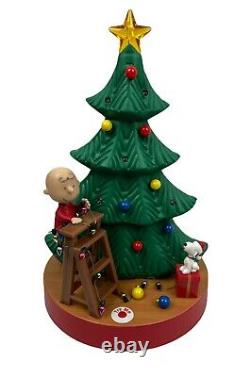 Peanuts Animated Charlie Brown Decorating Christmas Tree 2015 Kurt Adler RARE
