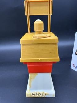 Peanuts Bathroom Collectible Set Snoopy Charlie Brown Linus Peanuts gang
