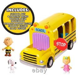 Peanuts Charlie Brown Interactive School Bus Snoopy
