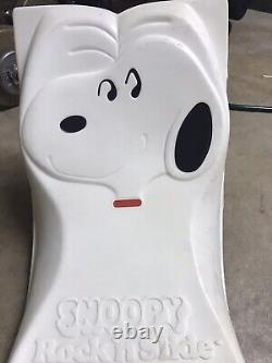Peanuts Charlie Brown SNOOPY Rock'N Slide Knickerbocker 1979 Rocking Chair