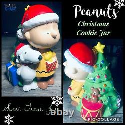 Peanuts Charlie Brown and Snoopy Cookie Jar Snack Christmas Rare Gibson
