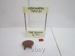 Peanuts Deluxe Playset Charlie Brown Lucy Snoopy Psychiatric Dr. Office Complete