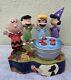 Peanuts Gang Charlie Brown Bobbing For Apples Halloween Figurine Figure New Rare