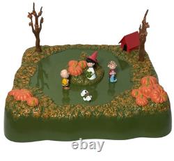 Peanuts Halloween It's the Great Pumpkin, Charlie Brown Prowling Pumpkin Patch