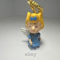 Peanuts Nativity Scene 9pc Figurine Set Snoopy Woodstock Charlie Brown Lucy 2007
