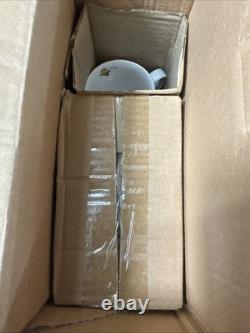 Peanuts Snoopy 16 Pc Dinnerware Set Christmas Carol Rare Version