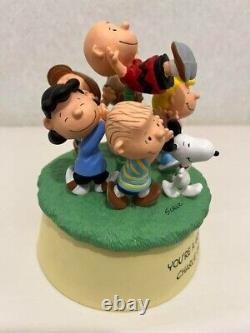 Peanuts Snoopy & Charlie Brown & Lucy Music Box 14.5cm hallmark Anime Rare NM