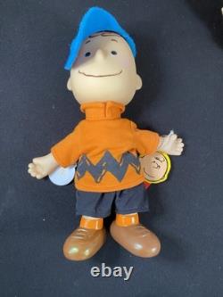 Peanuts / Snoopy Determined Knott's Berry Farm Peanuts Dolls. 6 Dolls. W Asscs