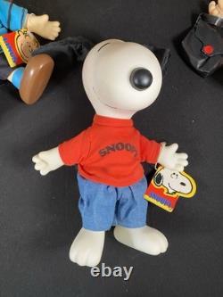 Peanuts / Snoopy Determined Knott's Berry Farm Peanuts Dolls. 6 Dolls. W Asscs