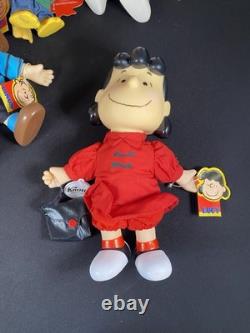Peanuts / Snoopy Determined Knott's Berry Farm Peanuts Dolls. 6 Dolls. W Asscs Peanuts / Snoopy Determined Knott's Berry Farm Peanuts Dolls. 6 Dolls. W Asscs