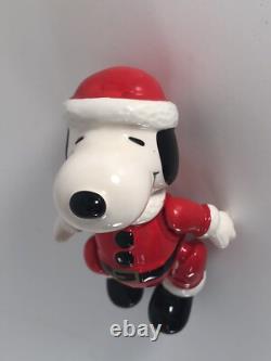 Peanuts Snoopy Figurine Santa Jointed Ceramic Charlie Brown Christmas Japan Vntg