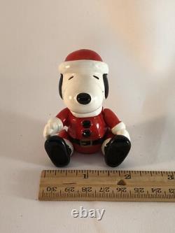 Peanuts Snoopy Figurine Santa Jointed Ceramic Charlie Brown Christmas Japan Vntg