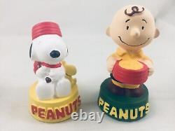 Peanuts Snoopy & Woodstock 8 figurine wall decor display case. Charlie Brown