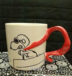 Peanuts Snoopy flying Ace 16 Oz. Mug Ceramic Red Scarf Handle Charlie Brown NEW