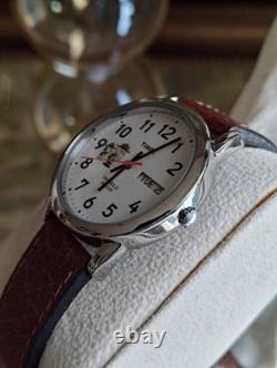 Peanuts Timex Charlie Brown Snoopy Scout On Expedition Watch 35.5mm New Battery