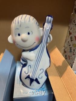 Peanuts Vintage Charlie Brown & Friends Ceramic Blue and White Set