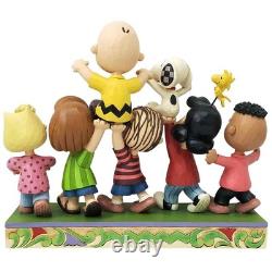 Peanuts by Jim Shore Charlie Brown Grand Celebration Figurine 6006932 Snoopy New