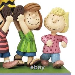 Peanuts by Jim Shore Charlie Brown Grand Celebration Figurine 6006932 Snoopy New