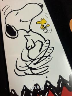 RARE Snoopy Woodstock Charlie Brown Finesse Peanuts Skateboard 75 Years Edition