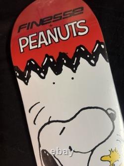 RARE Snoopy Woodstock Charlie Brown Finesse Peanuts Skateboard 75 Years Edition