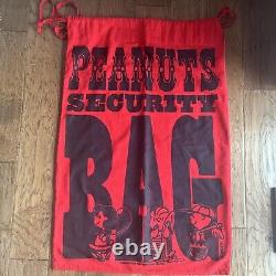Rare 1969 Charles Schultz Peanuts Charlie Brown United Feature Red Security Bag