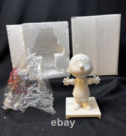 Rare Peanuts Snoopy Charlie Brown Around Town #8427 Westland Unpainted with Box